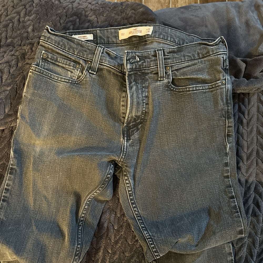 Men’s Hollister super skinny jeans